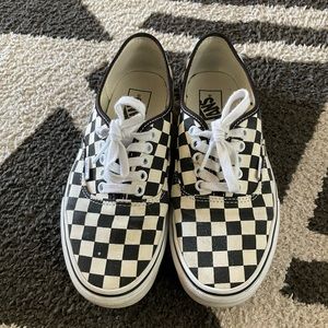 Vans Authentic Men’s 6.5/Women’s 8